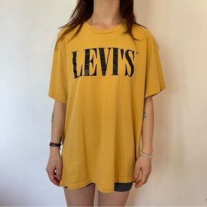Levi's Golden Yellow Logo Tee